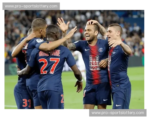 莫斯托伊尔的潮汐与巴黎的星光：一场关于勇气、金钱与战术的法甲终极博弈